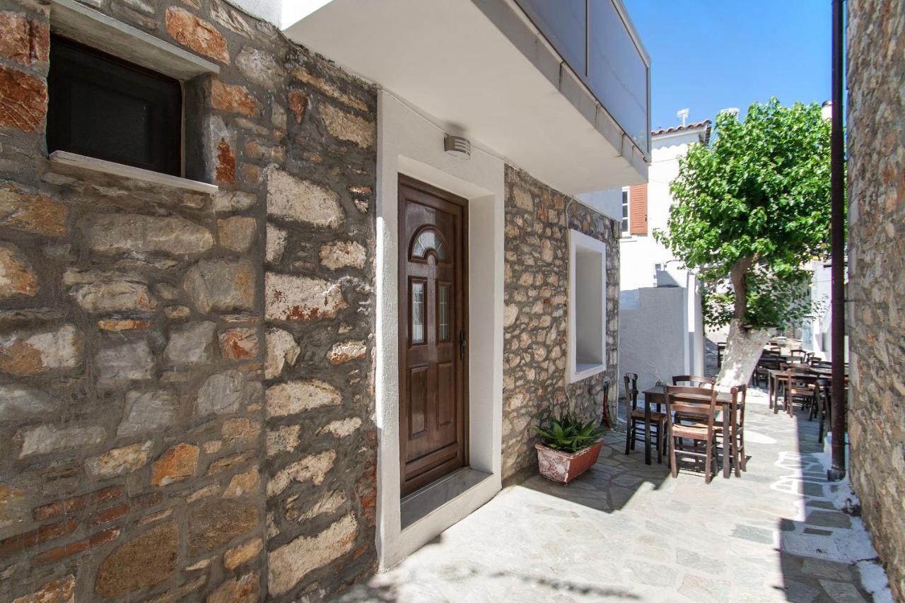 Bohemian Townhouse * Skiathos Town