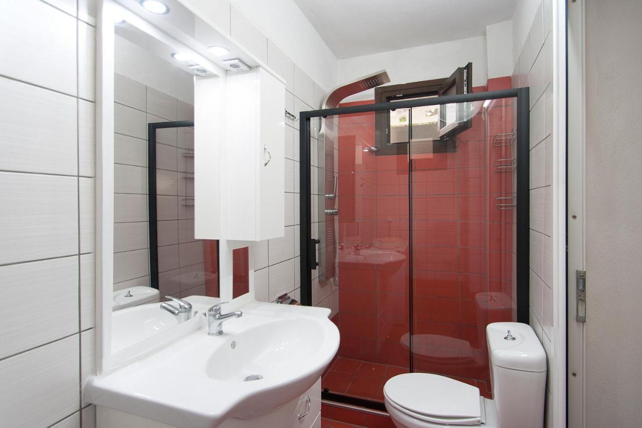 Apartment Bohemian Townhouse Skiathos Town